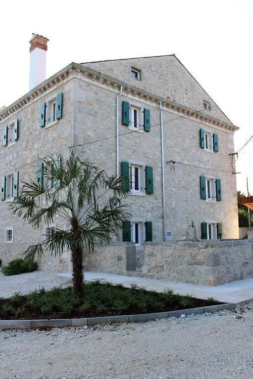 Boutique Hotel Castello Gulich Πόρετς 3*,  Κροατία